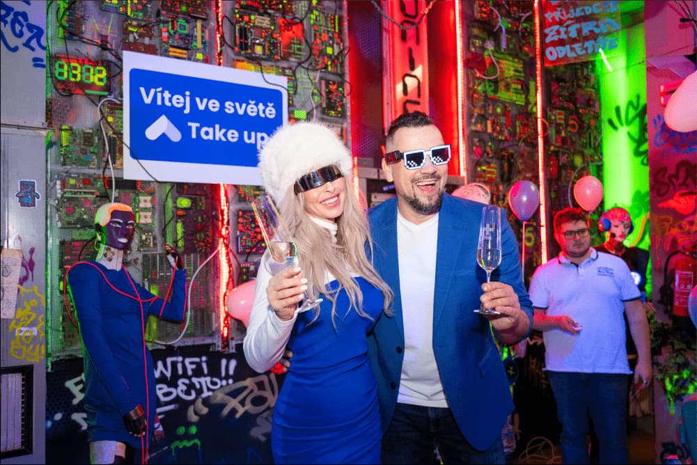 Fotka z křestu aplikace Take up